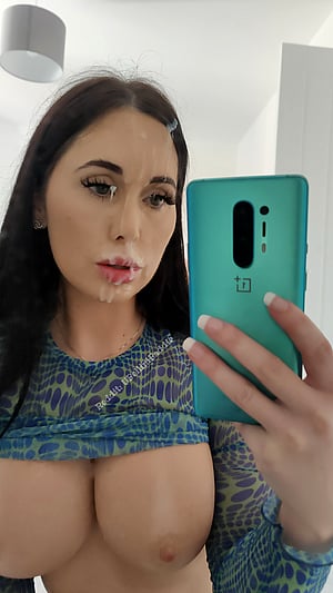 Married But I Let Another Man Cum On My Face