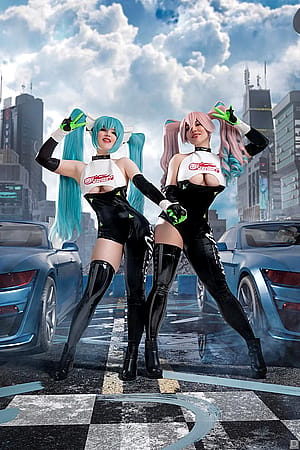 Racing Miku and Racer Sonico on the same track? You know this will be explosive (ft Zoevolf)'