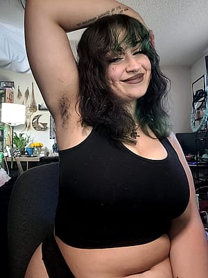 Hoping to reach the fellow armpit lovers out there'