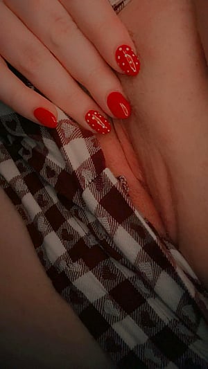 Polka Dots & a Pretty Pussy... So I Heard