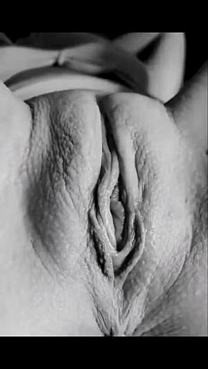 Horny Milf pussy
