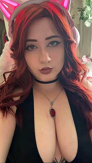 Kitten's live Fansly tease is too hot to miss