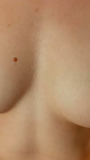 Cozy's cheeky morning reveal got us all blushing