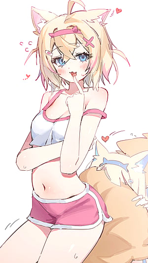 Comfy Mococo while someone gets some tail time