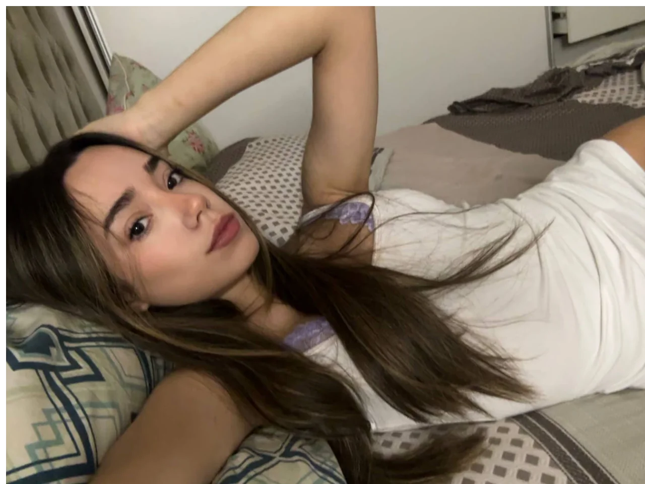 defo ur new fav latina ;p picture 1 of 1
