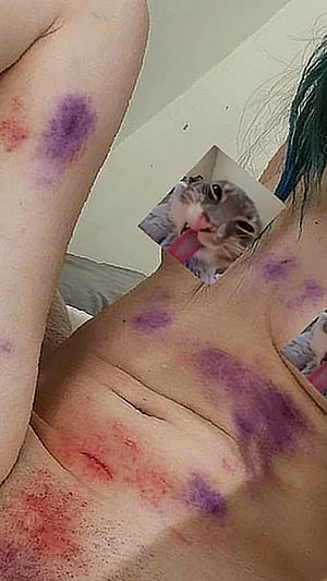 Lettie's Solo Session: When Dad's Away, The Play Gets Interesting