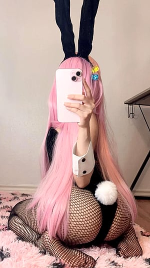 Bocchi the Rock! Cosplay Peek (Kyla)