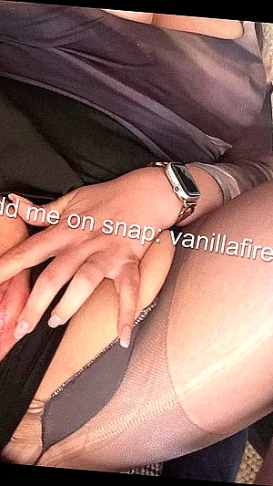 Honest Opinions Wanted... Do These Labia Look Good To You