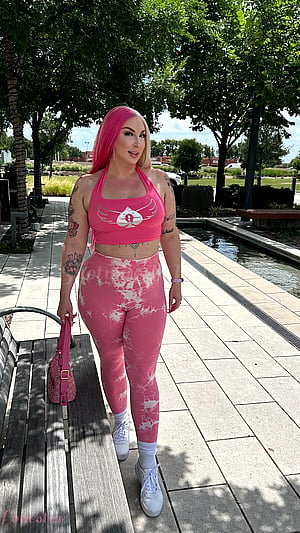 QOS Cutie Out on the Town