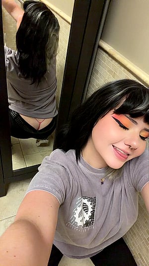 Luna's Work Bathroom Whaletail Tease