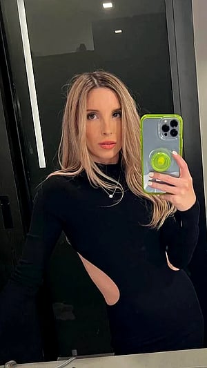 Piper Perri: Sweet and Sneaky Studio Stunner