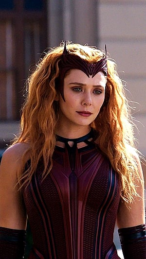 Elizabeth Olsen Stuns in Sultry New Snapshot - redxpics