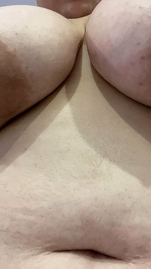 Cowgirl Vibes: Wanna Join the Ride?