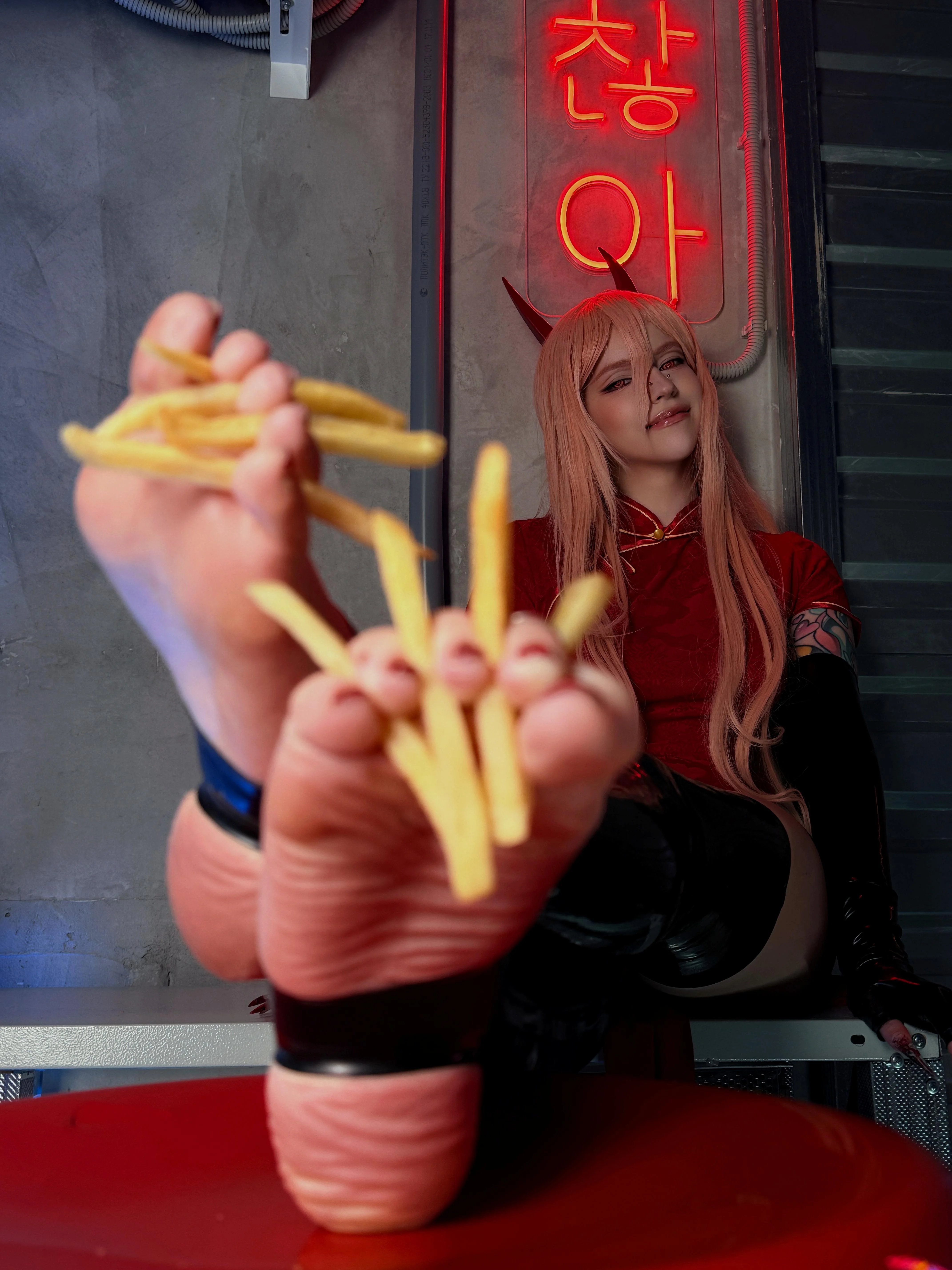 Power from Chainsaw Man Looking Barefoot and Flirty picture 1 of 1