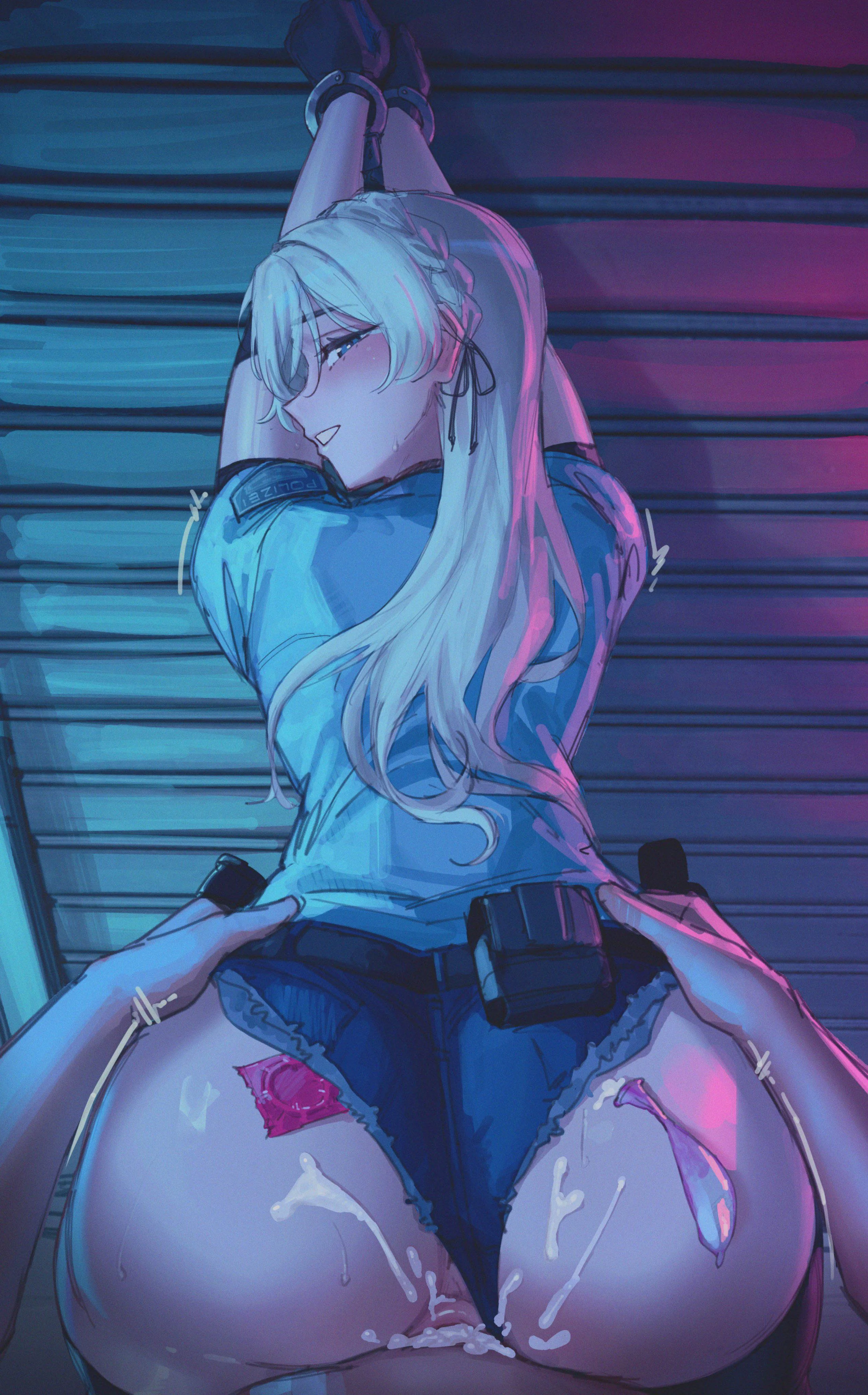 This Busted Officer Will Arrest Your Heart picture 1 of 1