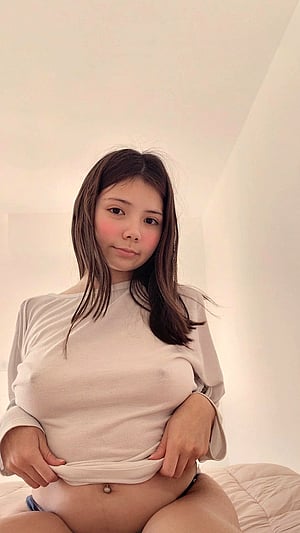18 And Counting: This Baby-Faced Cutie Is Legal Now