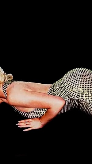 Taylor Milk stuns and teases in this jaw-dropping just wow pic