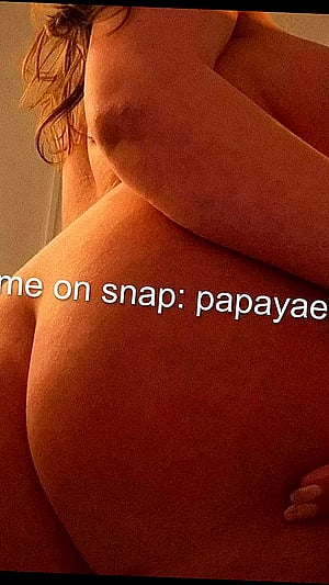 eating my pussy or peach