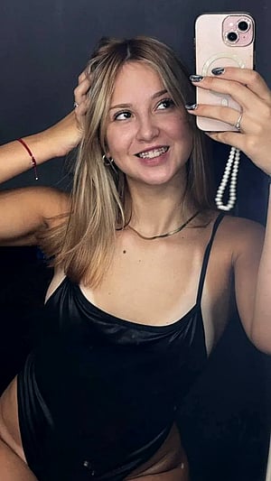 Would ya tease your 18yo good girl?