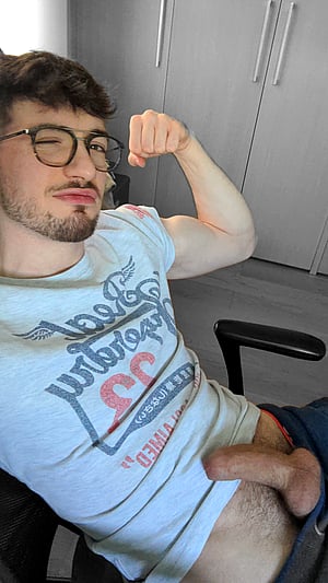 Caught Flexing: Mike Lav's NSFW Office Selfie