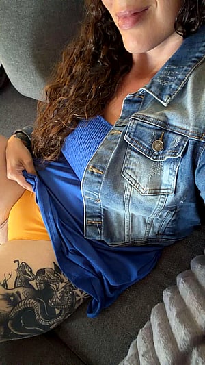 Born in the 80s, 3 kids, divorced asking: f*** or pass? Be honest