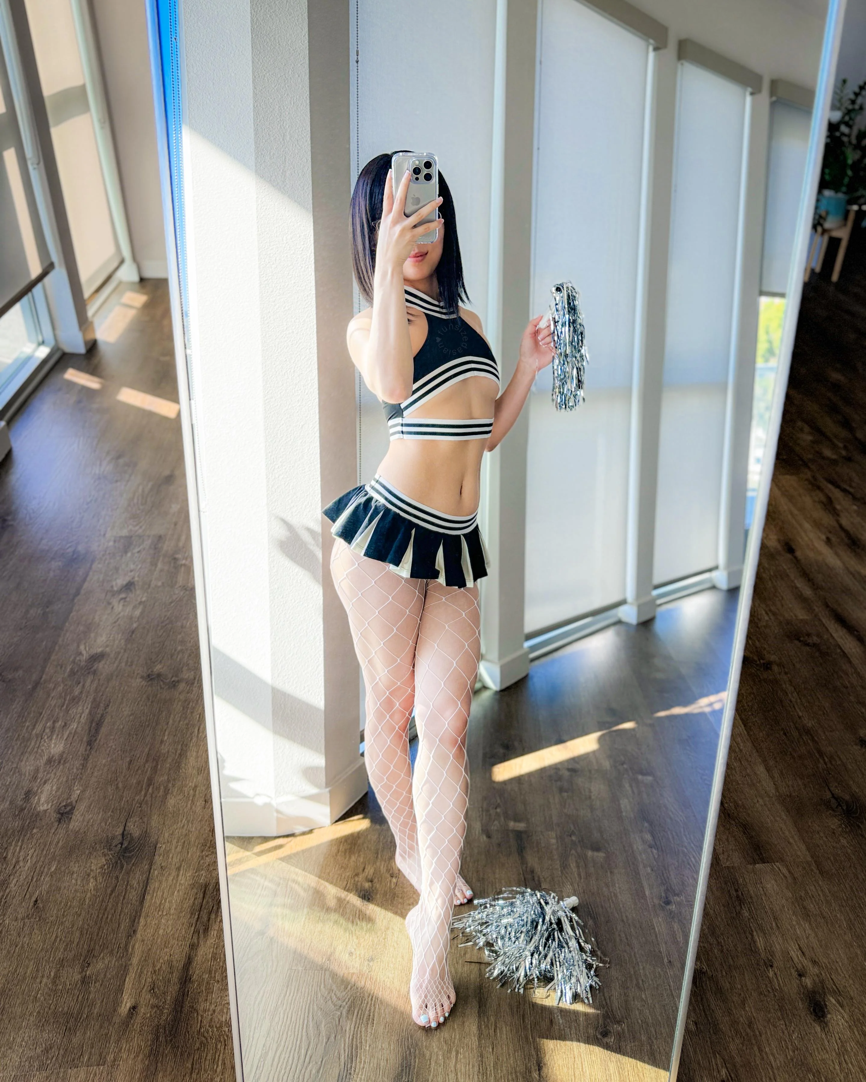 Soft Glow, Irresistible Tummy Vibes picture 1 of 1
