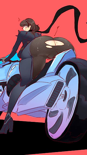 Queen's Got a Wardrobe Oopsie on Her Bike