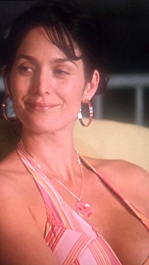 Carrie Anne Moss in 2004 - Vintage Glow-Up Realness
