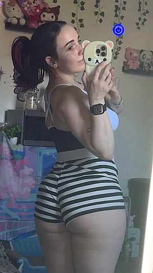 Booty So Good, It's a Whole Snack