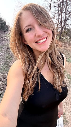 Happy Friday, besties - Sasha Jo is bringing the weekend vibes
