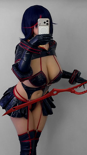 Ryuko Matoi Cosplay Just Hits Different [sofkangel]