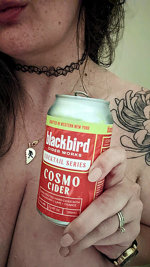 Blackbird Cider: Juicy Sip, Cheeky Vibes