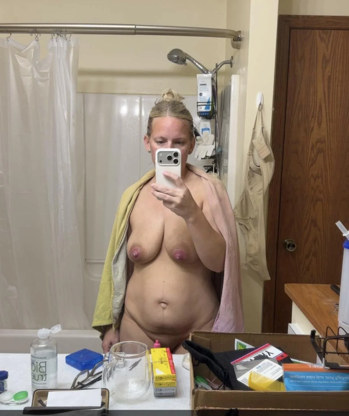 Mom Bod Goals: 3 Kids Later & Still Slaying picture 1 of 1