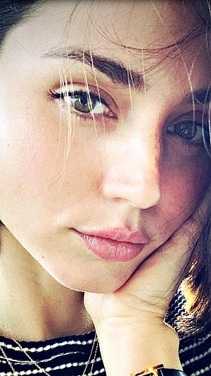 Ana de Armas - Certified Pretty Girl Energy