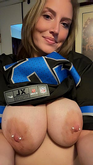 Lions Game Night Vibes with Sapphire