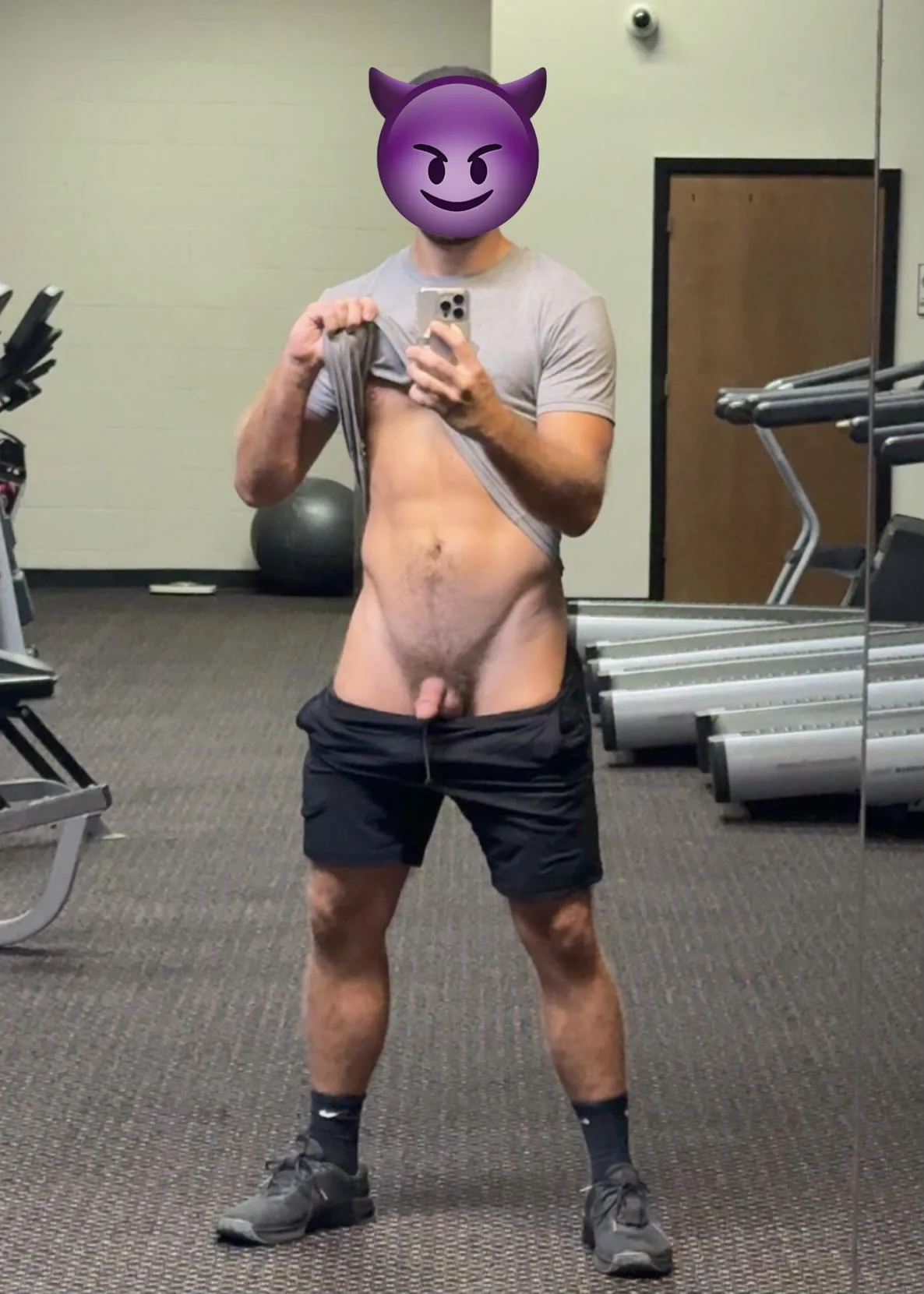 Getting risky in this gym for you guys picture 1 of 1