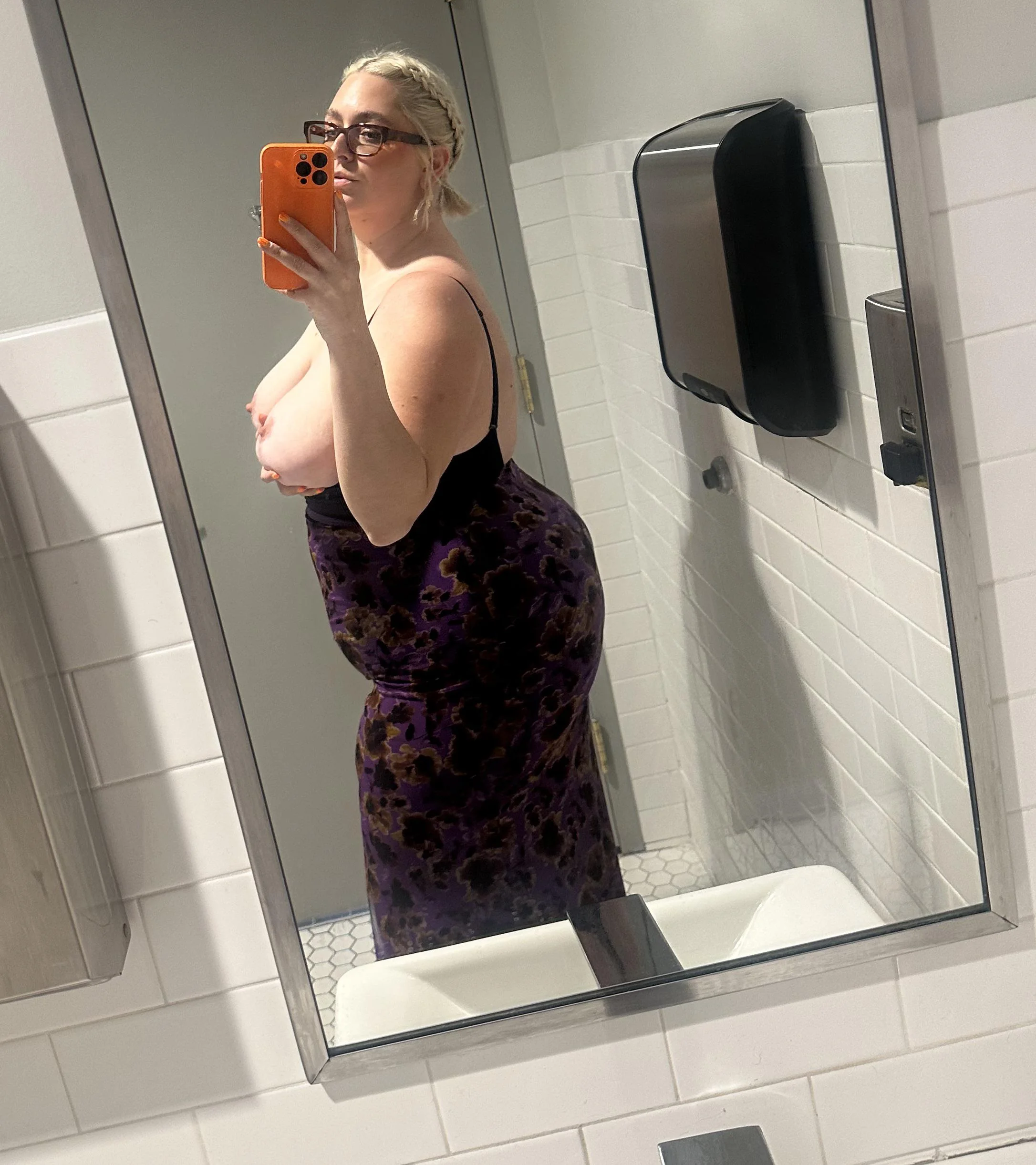 bathroom selfie glow just for you bb picture 1 of 1