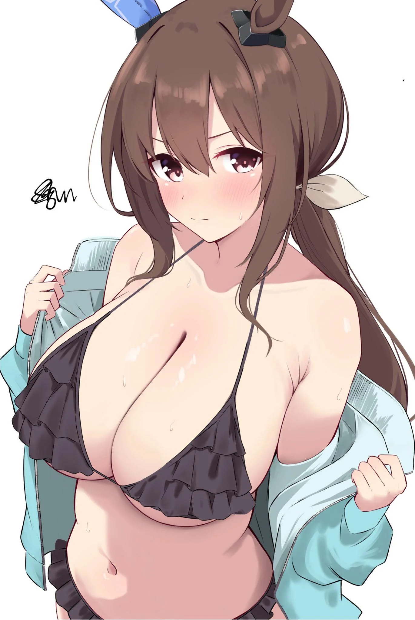 Busty Ayabe picture 1 of 1