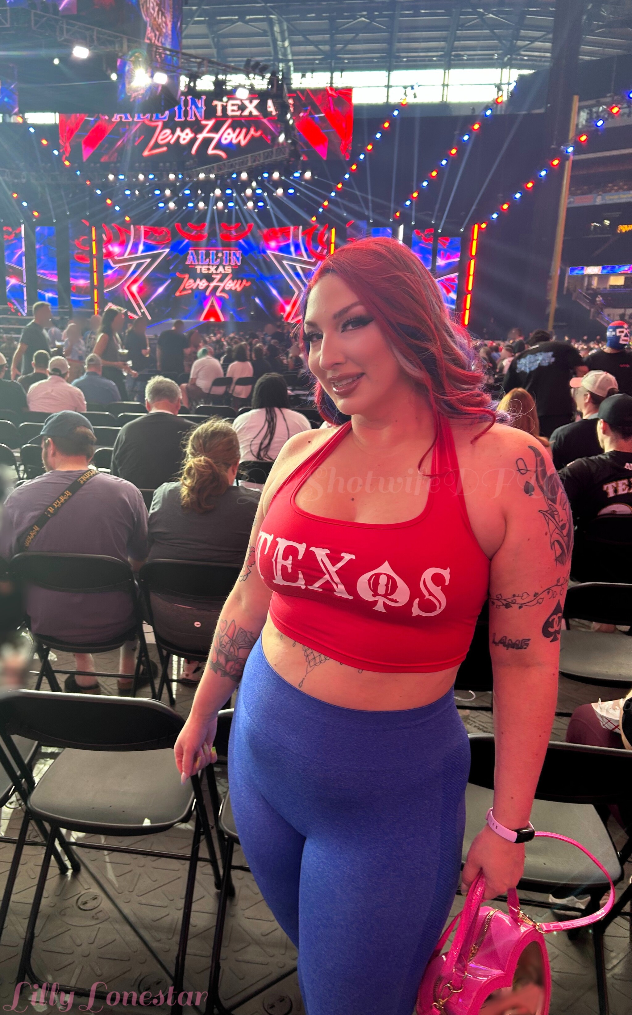Queen of Spades in the Crowd: 27,000 Eyes and Only Some Knew picture 1 of 1